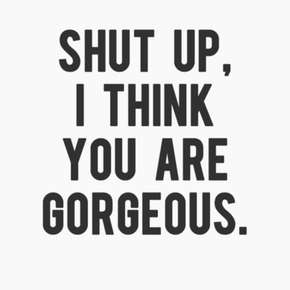 Meet your Posher, Melissa! - Picture 5 of 8